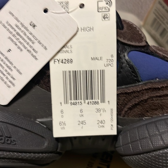 Yeezy 500 high - Picture 6 of 7